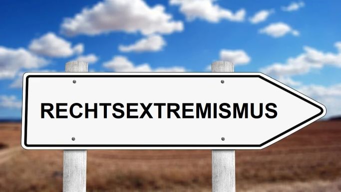 A board with the word right-wing extremism (Source: Geralt on Pixabay) A board with the word right-wing extremism